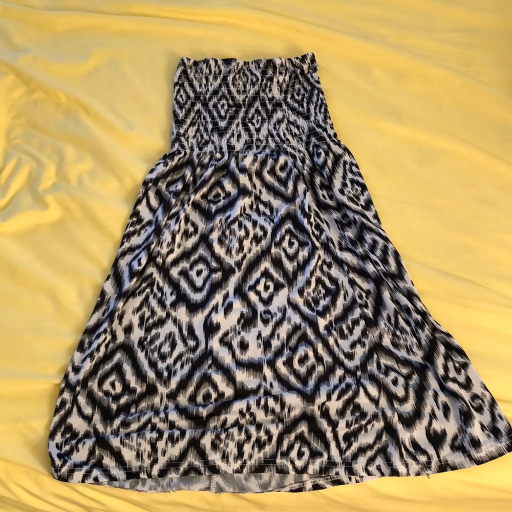 Black and white dress